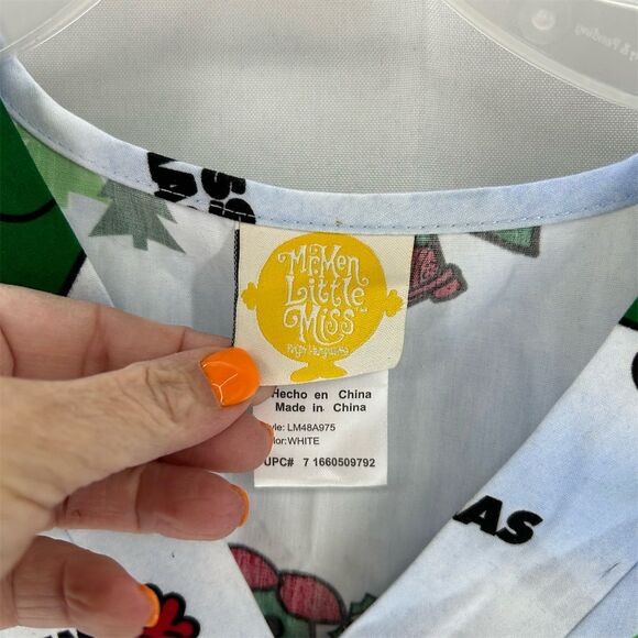 Mr. Men & Little Miss Christmas Scrub Top Unisex Size Medium White Patterned - Picture 4 of 8
